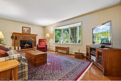 189 Old Farmers Rd, Washington Township, NJ 07853 - Photo 20