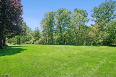189 Old Farmers Rd, Washington Township, NJ 07853 - Photo 38