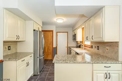 82 Kenvil Ave, Roxbury Township, NJ 07876 - Photo 12