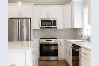 54 Navajo Ave, Parsippany, NJ 07034 - Photo 16