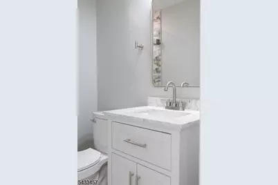 54 Navajo Ave, Parsippany, NJ 07034 - Photo 34
