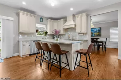 628 New Dover Rd, Woodbridge Township, NJ 07067 - Photo 8
