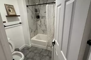 43 Bragaw Ave, Newark, NJ 07112 - Photo 8