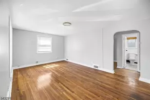 38 Webster St, Irvington, NJ 07111 - Photo 4