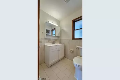 1425 45th St #2, North Bergen, NJ 07047 - Photo 12