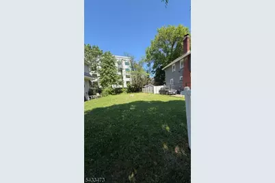 275 N Maple Ave, East Orange, NJ 07017 - Photo 4