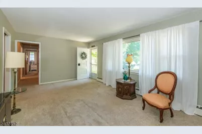 8 Shirley Ter, Kinnelon, NJ 07405 - Photo 4