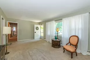 8 Shirley Terrace, Kinnelon, NJ 07405 - Photo 4