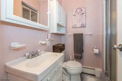 8 Shirley Ter, Kinnelon, NJ 07405 - Photo 6