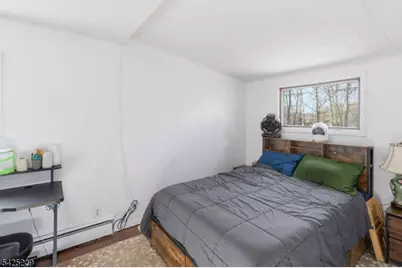 54 Wildwood Rd, Jefferson Township, NJ 07438 - Photo 12
