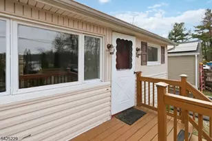 54 Wildwood Rd, Jefferson Township, NJ 07438 - Photo 4