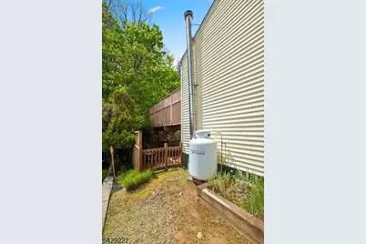 22 Holiday Dr, Hopatcong, NJ 07843 - Photo 24