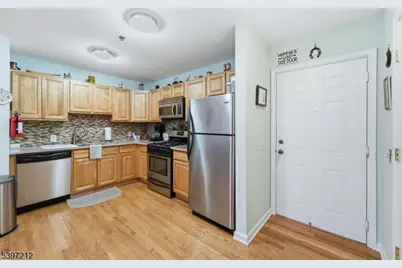 19 Market St #205, Paterson, NJ 07501 - Photo 6