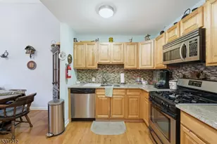 19 Market St, Paterson, NJ 07501 - Photo 8