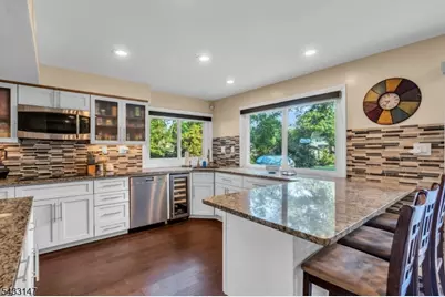 12 Ethan Allen Rd, Freehold Township, NJ 07728 - Photo 20