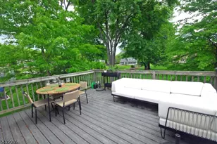830 E Meadow Dr, Bound Brook, NJ 08805 - Photo 32