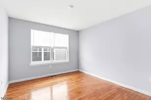 299 N 13th St, Newark, NJ 07107 - Photo 14