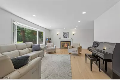 215 Exeter Way, Hillside, NJ 07205 - Photo 14