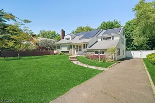 215 Exeter Wy, Hillside, NJ 07205 - Photo 2