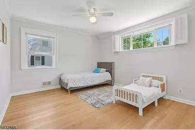 215 Exeter Way, Hillside, NJ 07205 - Photo 26