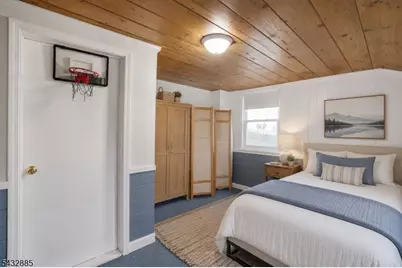 215 Exeter Way, Hillside, NJ 07205 - Photo 28