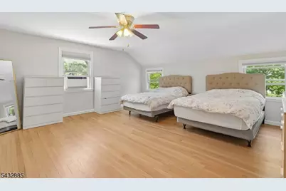 215 Exeter Way, Hillside, NJ 07205 - Photo 24