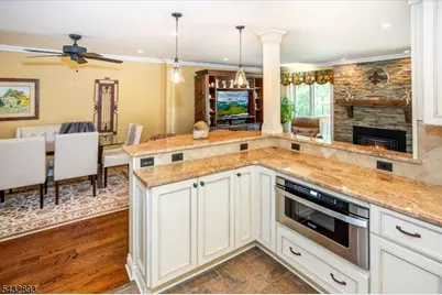 45 Averell Dr #45, Parsippany, NJ 07950 - Photo 8