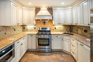 45 Averell Dr, Parsippany, NJ 07950 - Photo 6
