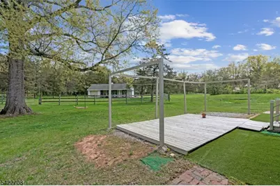 65 Somerset Ter, Bedminster Township, NJ 07921 - Photo 28