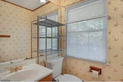 44 Summit Rd, Jefferson Township, NJ 07438 - Photo 12