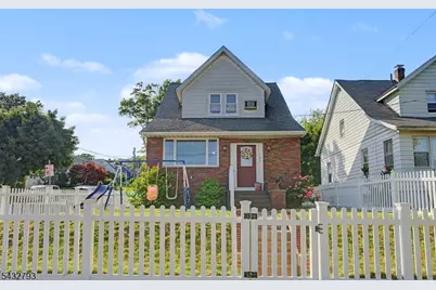 101 Chamberlain Ave, Paterson, NJ 07502 - Photo 6