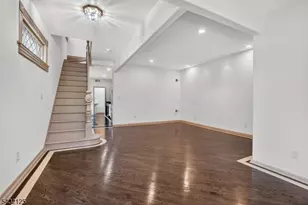 302 Walnut Ave, Cranford Township, NJ 07016 - Photo 4