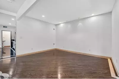 302 Walnut Ave, Cranford Township, NJ 07016 - Photo 6