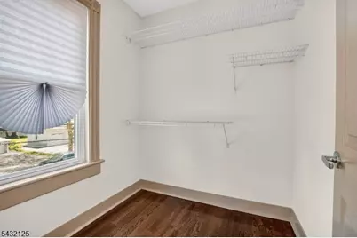 302 Walnut Ave, Cranford Township, NJ 07016 - Photo 16