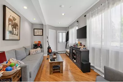 302 Walnut Ave, Cranford Township, NJ 07016 - Photo 22
