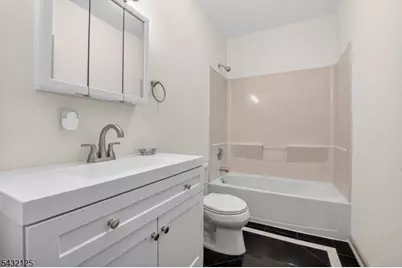 302 Walnut Ave, Cranford Township, NJ 07016 - Photo 14