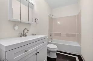 302 Walnut Ave, Cranford Township, NJ 07016 - Photo 14