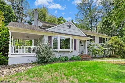 33 Carol Rd, Westfield, NJ 07090 - Photo 2