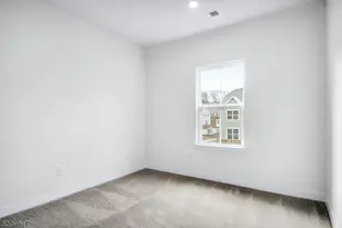 27 Peckwell St, Mount Olive, NJ 07828 - Photo 18