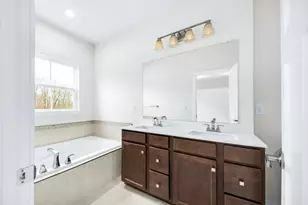27 Peckwell St, Mount Olive, NJ 07828 - Photo 14