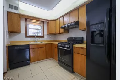 3 Jefferson Dr, Spotswood, NJ 08884 - Photo 1
