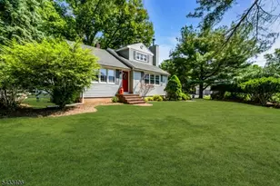 88 Woodlawn Ave, Bridgewater, NJ 08807 - Photo 2