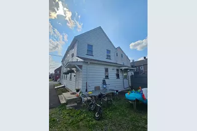 38A Thompson St, Raritan, NJ 08869 - Photo 2