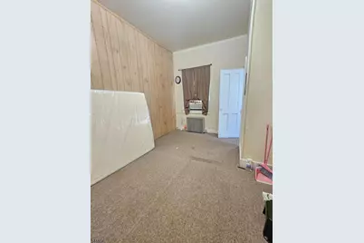 38A Thompson St, Raritan, NJ 08869 - Photo 8