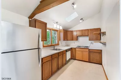 76 Brooksyde Ave, Ringwood, NJ 07456 - Photo 8