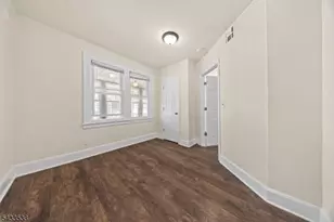 134 Dewey St, Newark, NJ 07112 - Photo 22