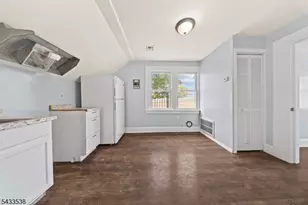 134 Dewey St, Newark, NJ 07112 - Photo 36