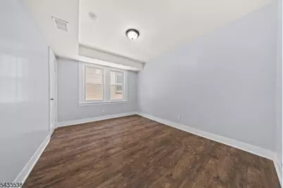 134 Dewey St, Newark, NJ 07112 - Photo 26