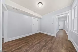 134 Dewey St, Newark, NJ 07112 - Photo 18