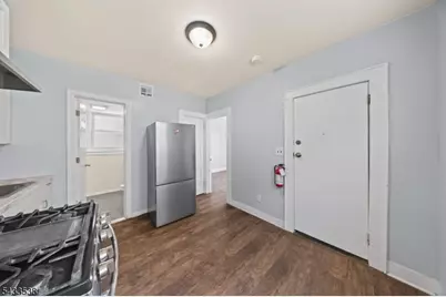 134 Dewey St, Newark, NJ 07112 - Photo 20